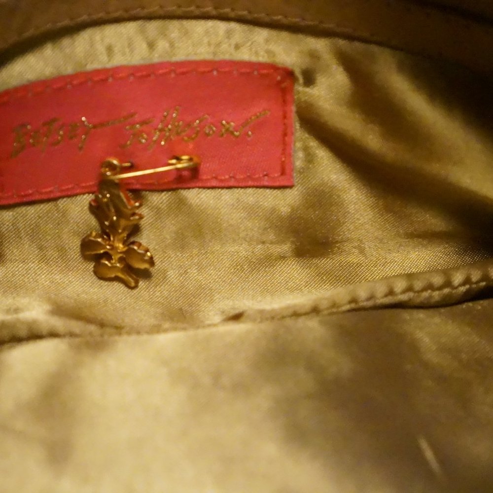 Betsy Johnson Shoulder Bag - Picture 5 of 5